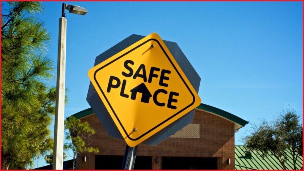 Plan for Summer Safety - Choosing a Safe Meeting Place